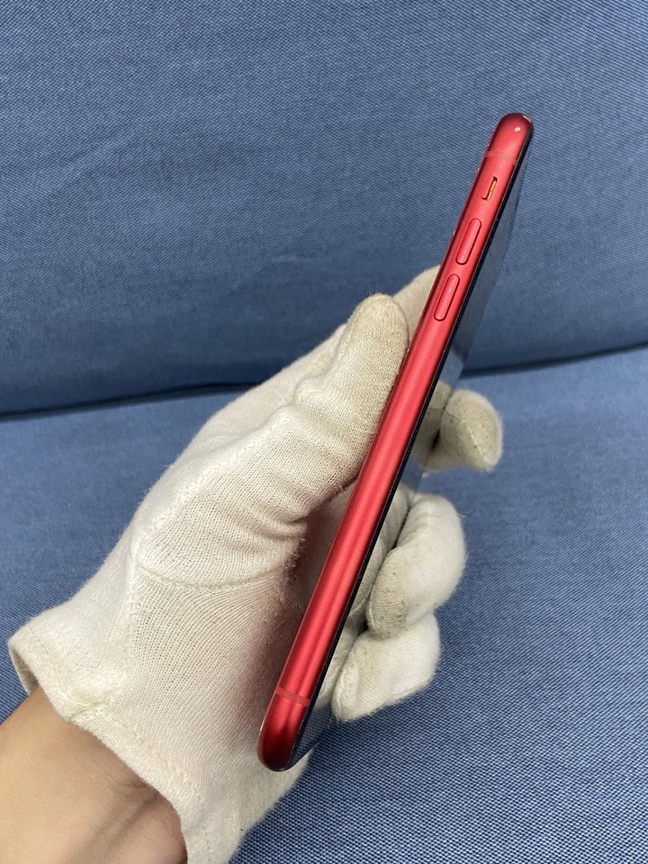 (背蓋破裂邊框磕碰) Apple IPhone 11 64G 蘋果手機 二手6.1吋 4G手機 IPhone11 紅色