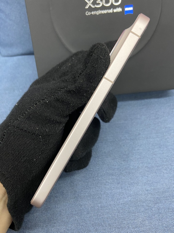 保固長 5G Vivo X300 12G/256G 5G 攝影手機 金色 台灣公司貨