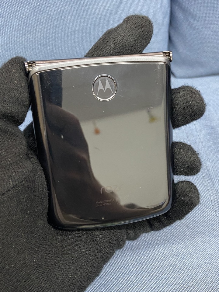 Motorola Moto Razr Flip摺疊手機 razr 40參考