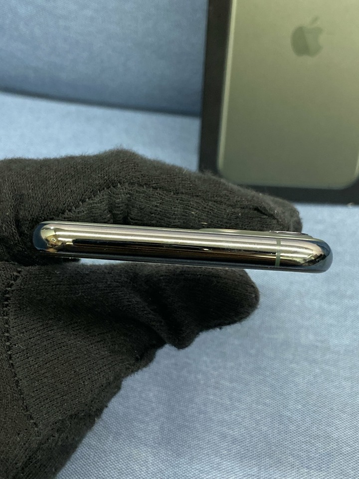 Apple IPhone 11 Pro 64G 二手大螢幕手機 5.8吋 iPhone11 Pro 綠色 C39CD6K