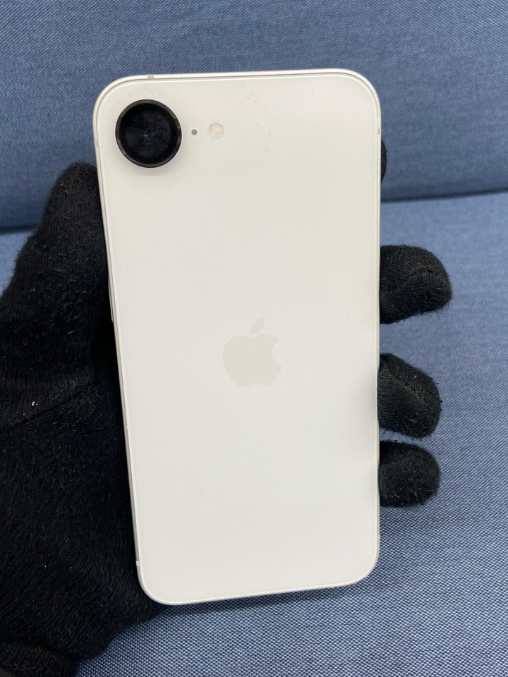 Apple IPhone 16e 256G 二手蘋果大螢幕手機 iPhone16 6.1吋 白色 G7VGM