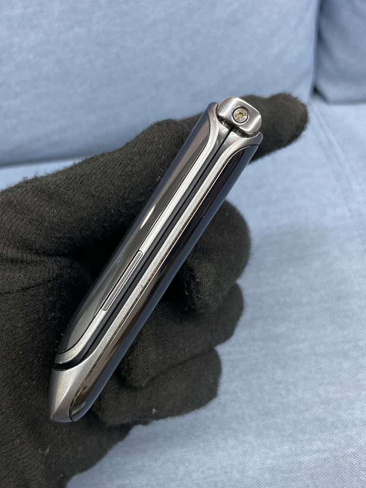 Motorola Moto Razr Flip摺疊手機 razr 40參考