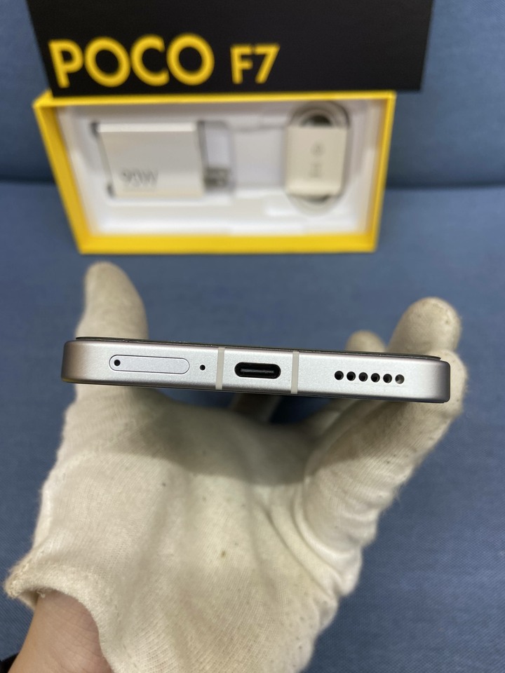 剛買兩年保固長 POCO F7 512G 小米手機 電競手機 大容量 銀色