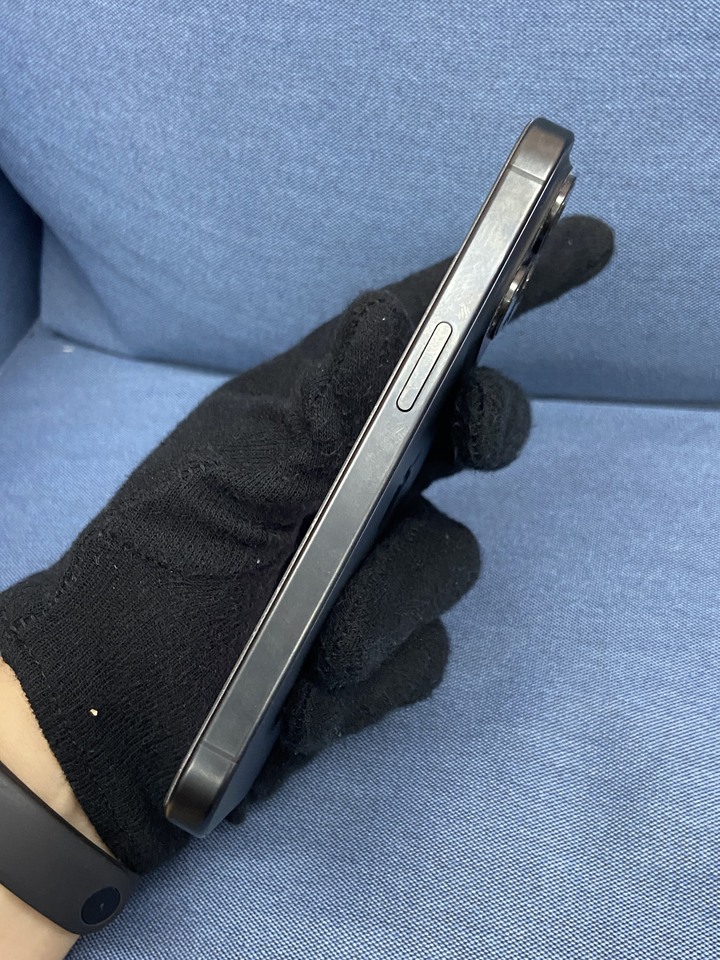 Apple IPhone 15 Pro 256G 二手蘋果手機IPhone15 Pro 黑色
