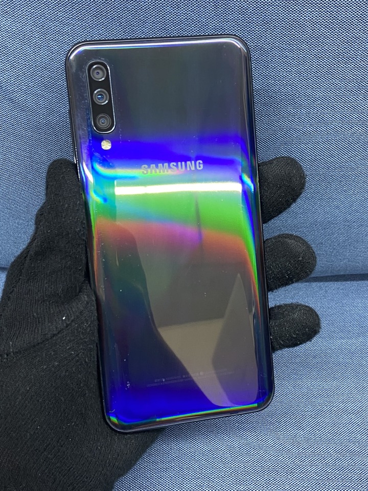 (螢幕有裂痕)Samsung A50 128G 黑色 二手三星大螢幕手機