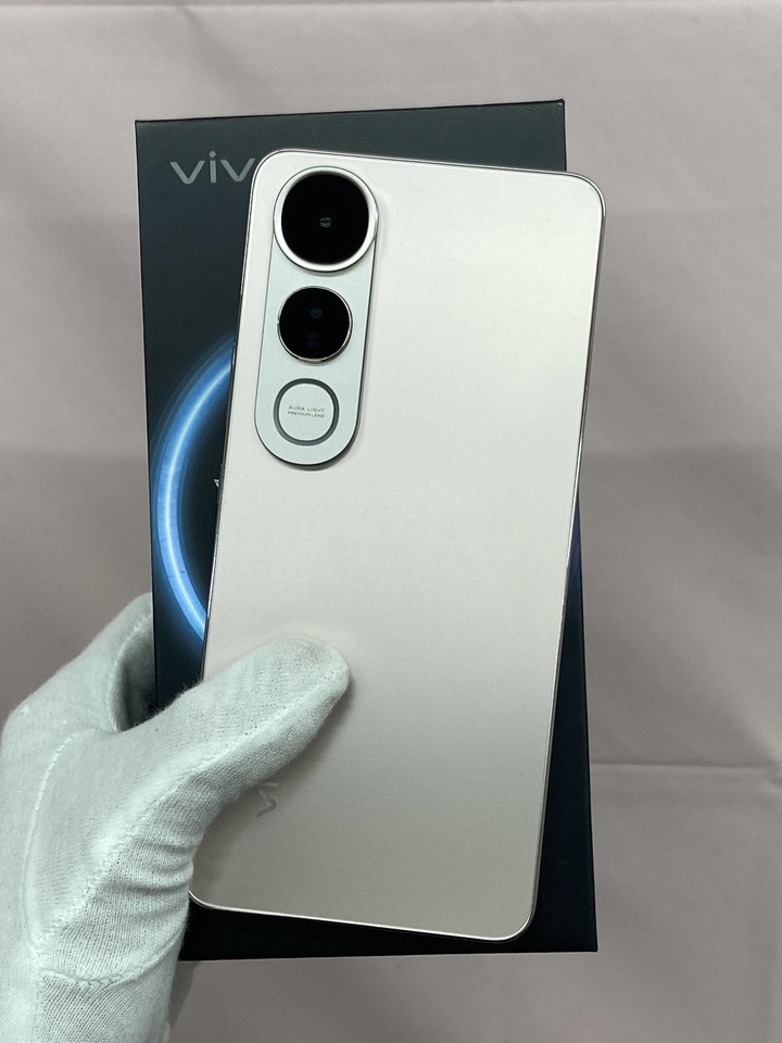 剛買保固長5G Vivo V50 Lite V50 lite 12G/256G 5G金色 台灣公司貨