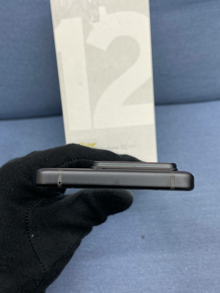 烙印 ASUS Zenfone 12 ultra 12G+256G 二手華碩5G旗艦手機 黑色 Zenfone12