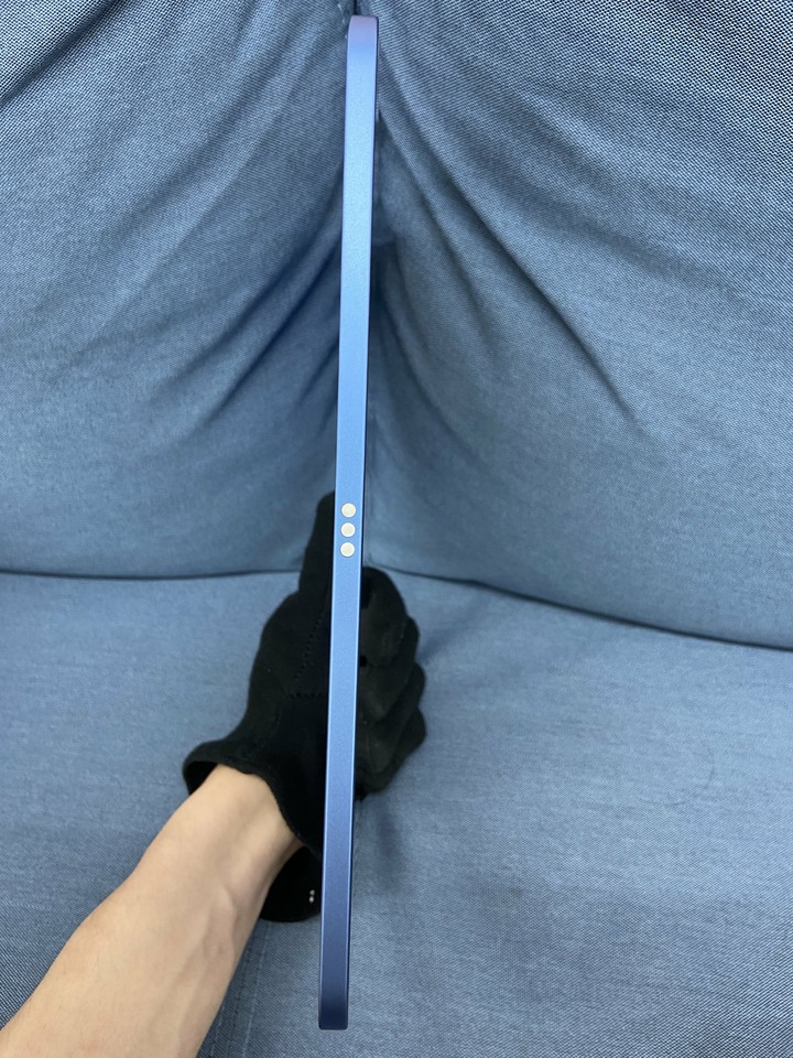 剛買保固長 Apple IPad 11 (A16) 128G 藍色 蘋果大螢幕平板 iPad11 WIFI版 台灣公司貨