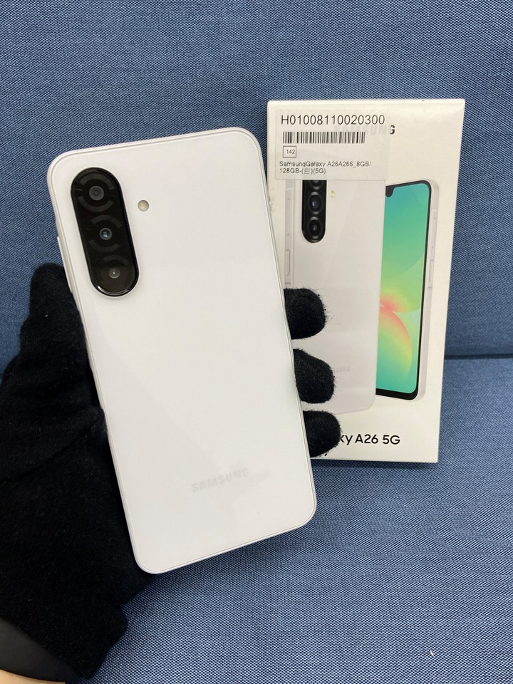 剛買保固超長Samsung A26 8G+128G 5G 二手三星手機 白色