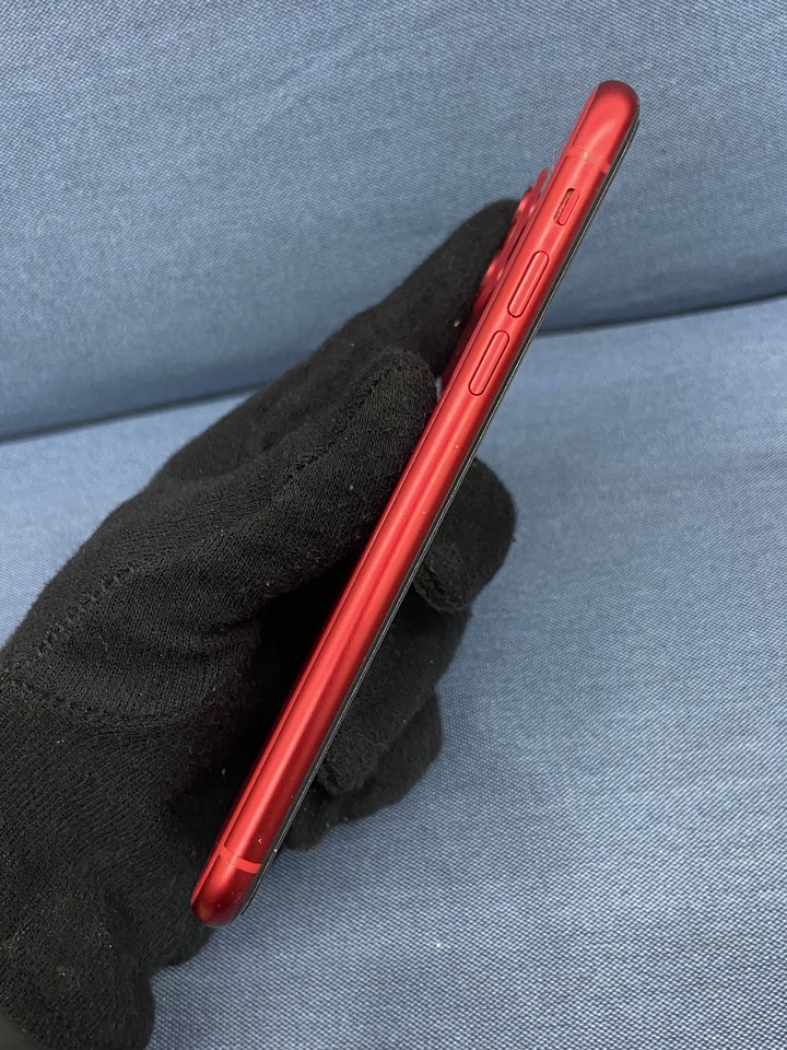 Apple IPhone 11 256G 二手6.1吋蘋果手機 紅色 iPhone11 螢幕泛黃 副廠電池