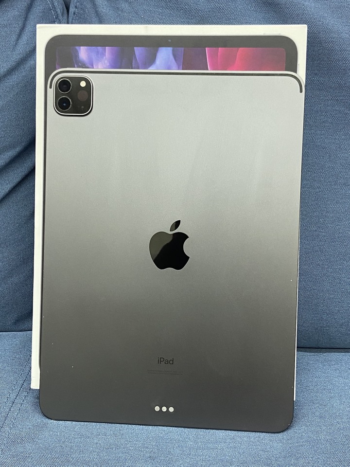 Apple iPad Pro 11吋 二代 128G A2228 二手蘋果平板電腦 黑灰色 WIFI版