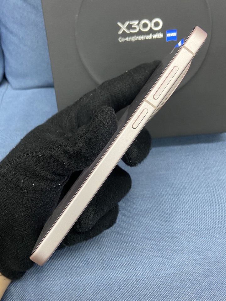 保固長 5G Vivo X300 12G/256G 5G 攝影手機 金色 台灣公司貨