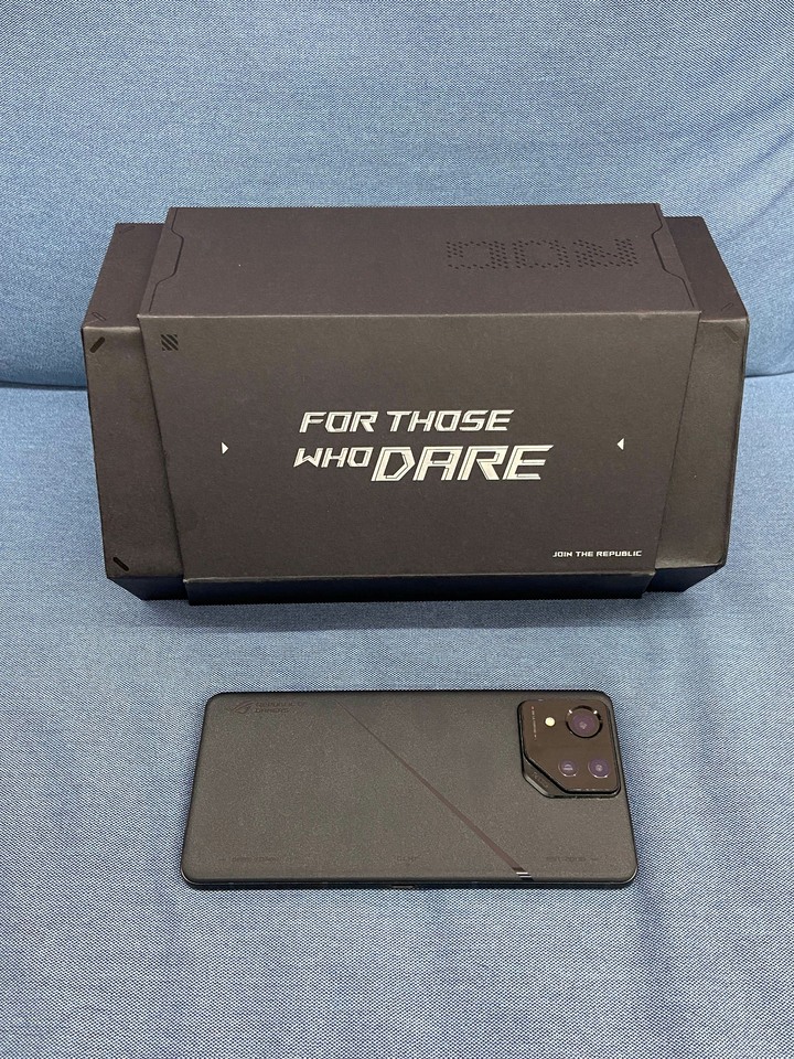 ASUS華碩ROG Phone 8 Pro 16/512G ROG8 電競旗艦手機 ROG Phone8 第八代