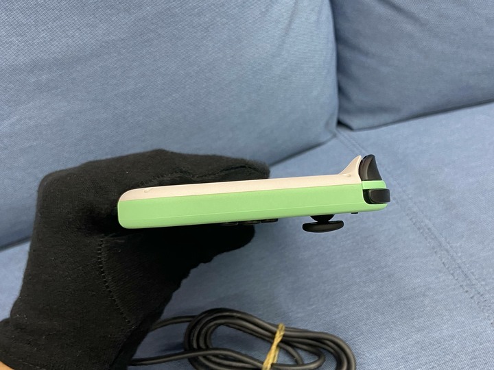 任天堂 Nintendo Switch 一代 台灣公司貨 配件只有充電器