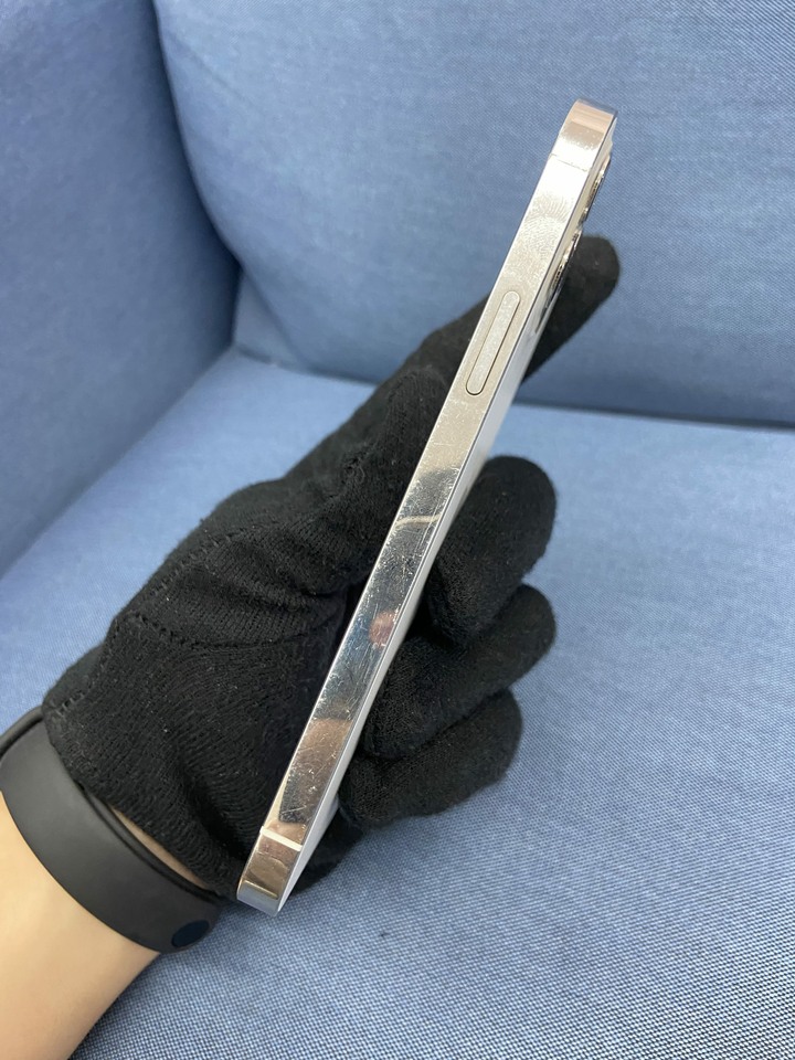 Apple IPhone 12 Pro 128G 二手蘋果手機 IPhone12 Pro 銀色