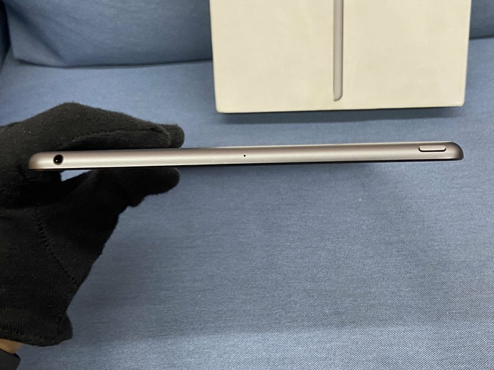 Apple IPad 7 32G 10.2吋 IPad7 2019 版 二手蘋果大螢幕平板 第七代 黑色