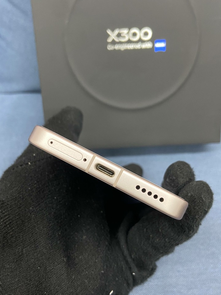 保固長 5G Vivo X300 12G/256G 5G 攝影手機 金色 台灣公司貨
