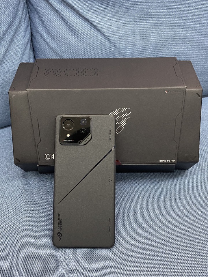 ASUS華碩ROG Phone 8 Pro 16/512G ROG8 電競旗艦手機 ROG Phone8 第八代