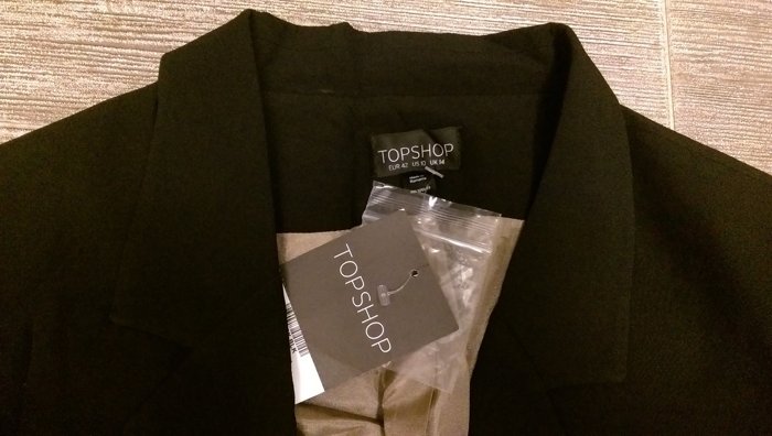 只要4990元．頂極好貨．絕對全新正品 TOPSHOP 黑色+金色男友風西裝外套．