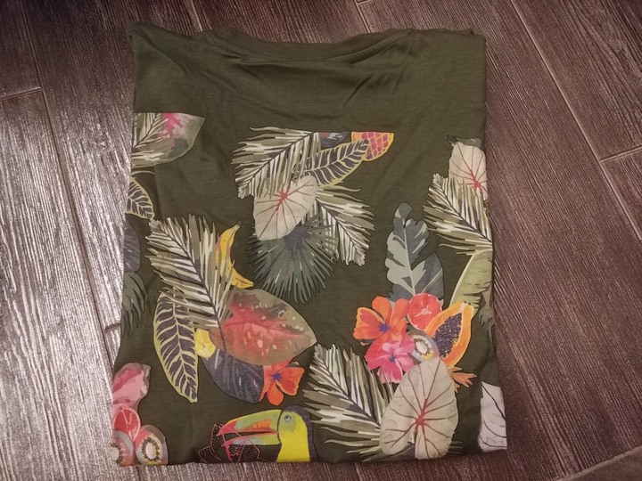 全新專櫃正品 Robe di kappa 橄欖綠 熱帶雨林圖騰 t shirt