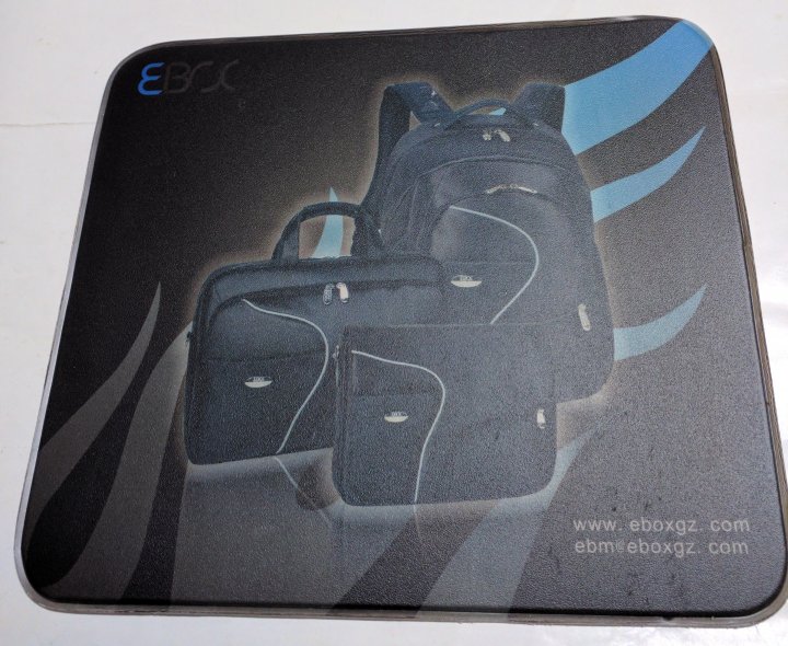 EBOX 宜堡斯 滑鼠墊 (兩種可選)