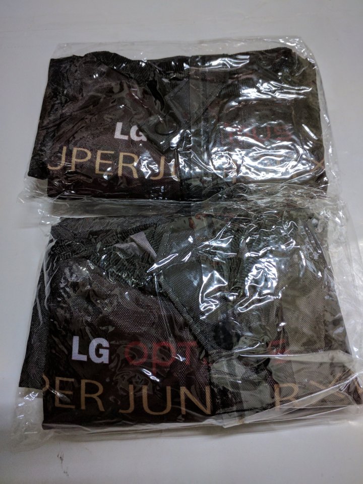 韓國男團 Super Junior 尼龍製環保袋 (兩個)