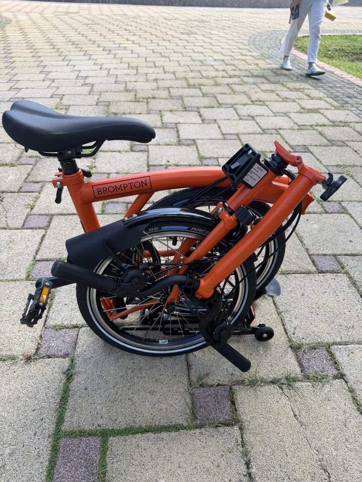 Brompton 2025 C LINE 6速  (含原廠貨架)  公司貨  20260917購入