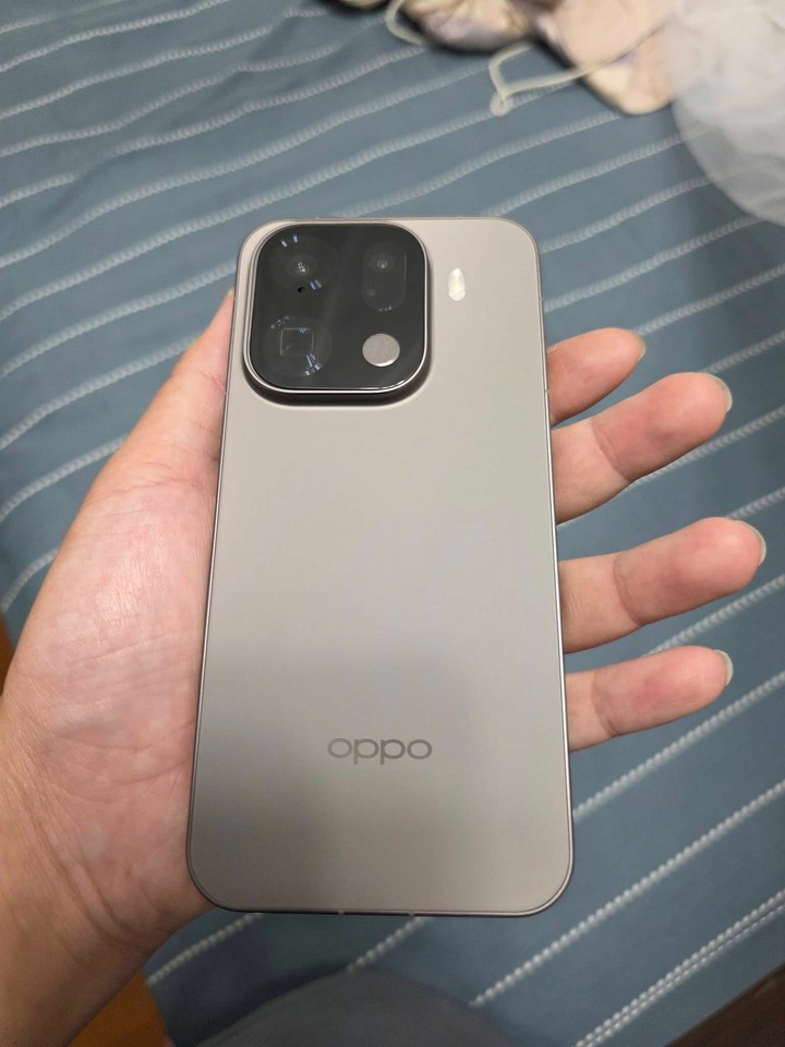 OPPO Find X9 Pro 16GB /512GB 曜鈦灰