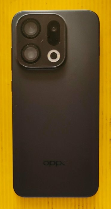 黑色~OPPO Find X9 256G~台灣公司貨OPPO保固至2026/11/01~使用正常~實機照~外觀漂亮無傷~附100W充電頭~