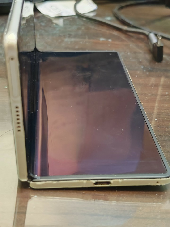 vivo x fold 3 超薄摺疊手機 16GB+1TB 二手9成新少用 內已裝GOOGLE