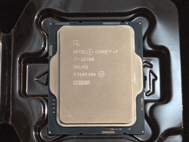 Intel® Core™ i7-12700 處理器