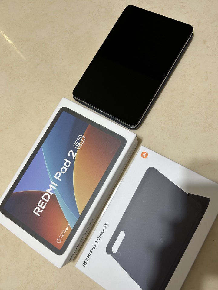 Redmi Pad 2 9.7（今年5月7日購入）4+64 99新 少用 無明顯使用痕跡