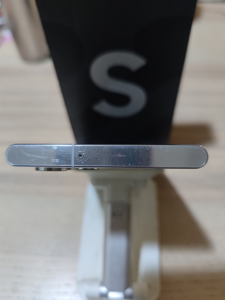 Samsung s22 ultra (白，256g)