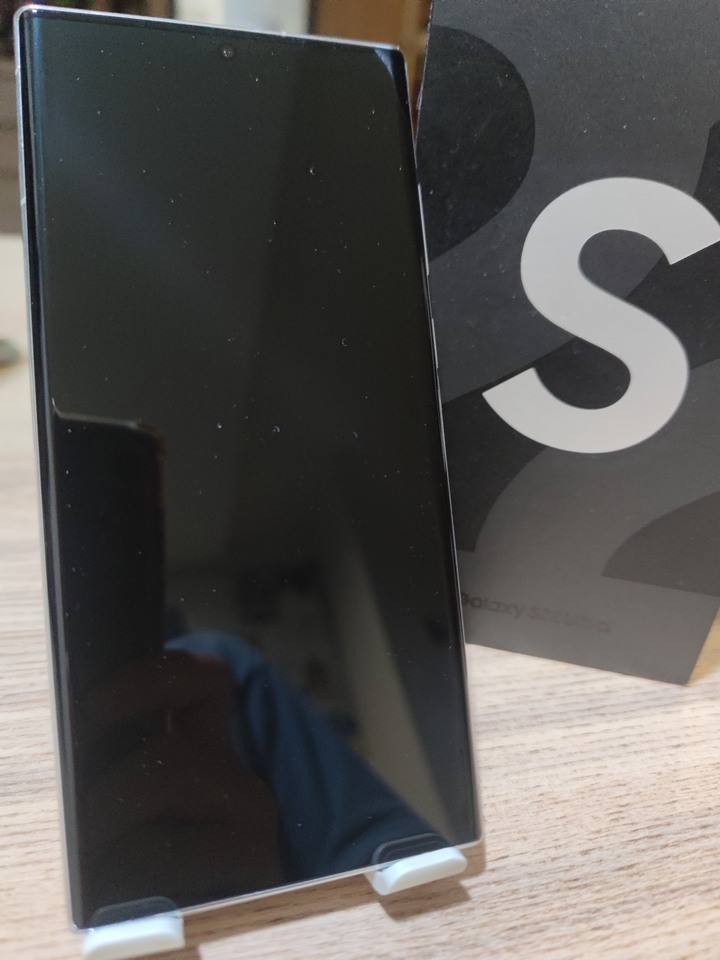 Samsung s22 ultra (白，256g)