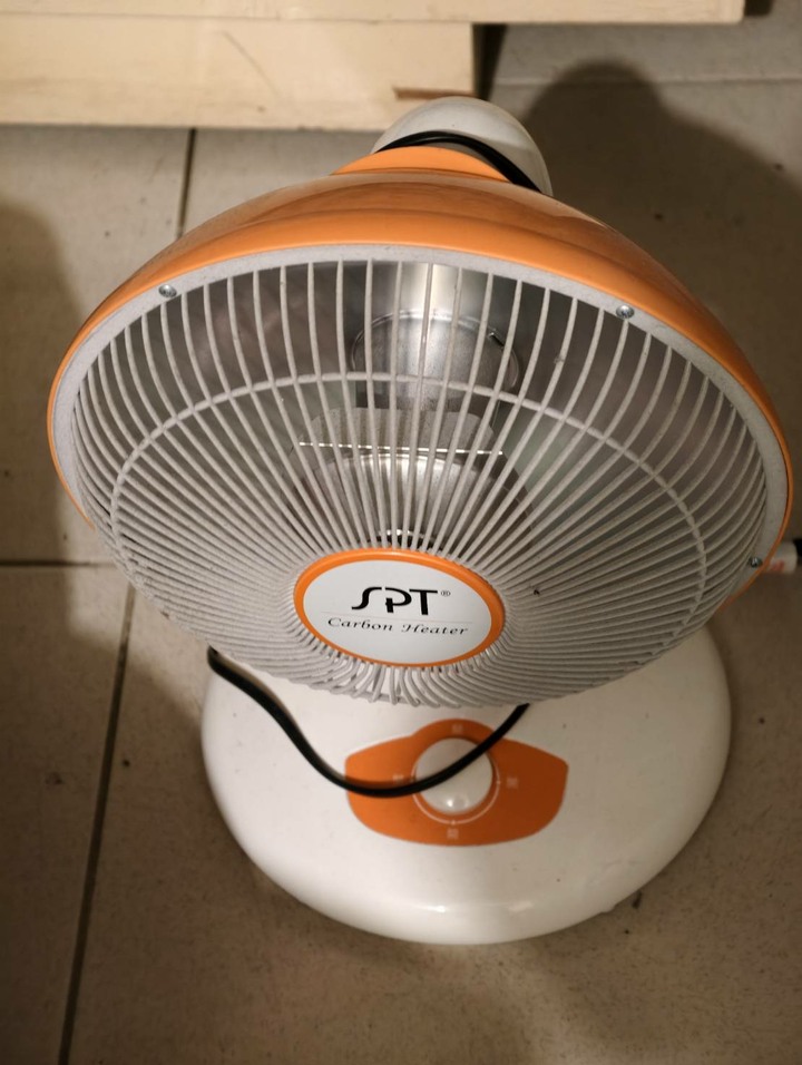 尚朋堂 30CM碳素電暖器 SH-6020R 寒流好幫手