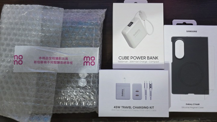 全新Galaxy Z Fold8 奶油白 512G