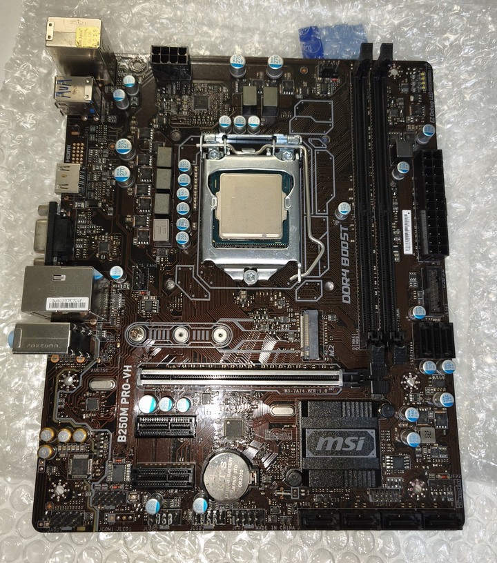 MSI 微星 B250M PRO-VH 主機板 G4400 雙核心 CPU