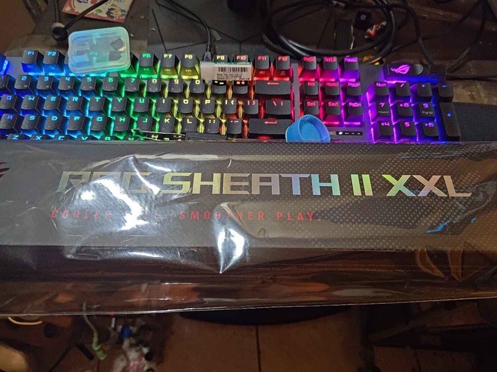 全新ROG Sheath II XXL大滑鼠墊
