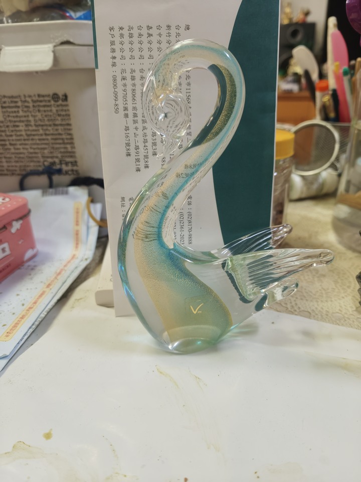Vinciprova Murano Sommerso 多層包裹套色閃亮金沙與透明線條的威尼斯藝術玻璃琉璃天鵝 Vetri di Murano 手工藝術玻璃 貼紙 Made in Italy