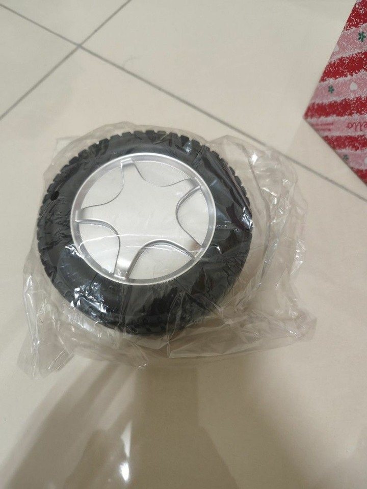 售 輪胎造型 工具組 多件式 有磁吸 送禮 生日禮物 交換禮物