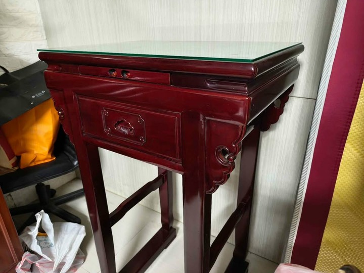 售 超新 小型神明桌 小神桌 明式紅木小佛桌 小公媽桌 佛堂 神明廳佛俱 原木實木 (新竹市 需自取)
