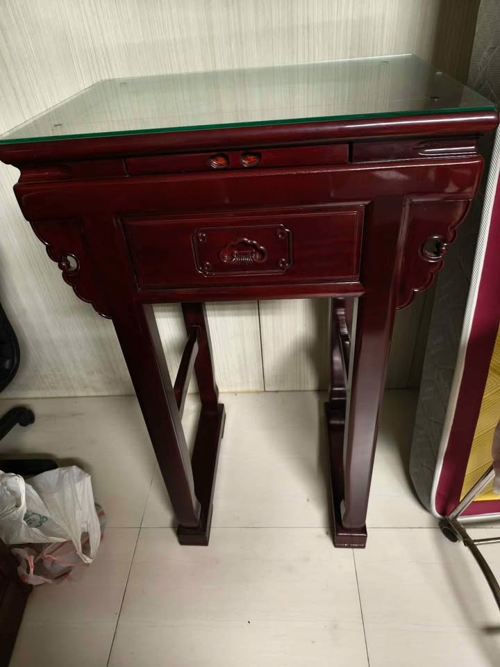 售 超新 小型神明桌 小神桌 明式紅木小佛桌 小公媽桌 佛堂 神明廳佛俱 原木實木 (新竹市 需自取)