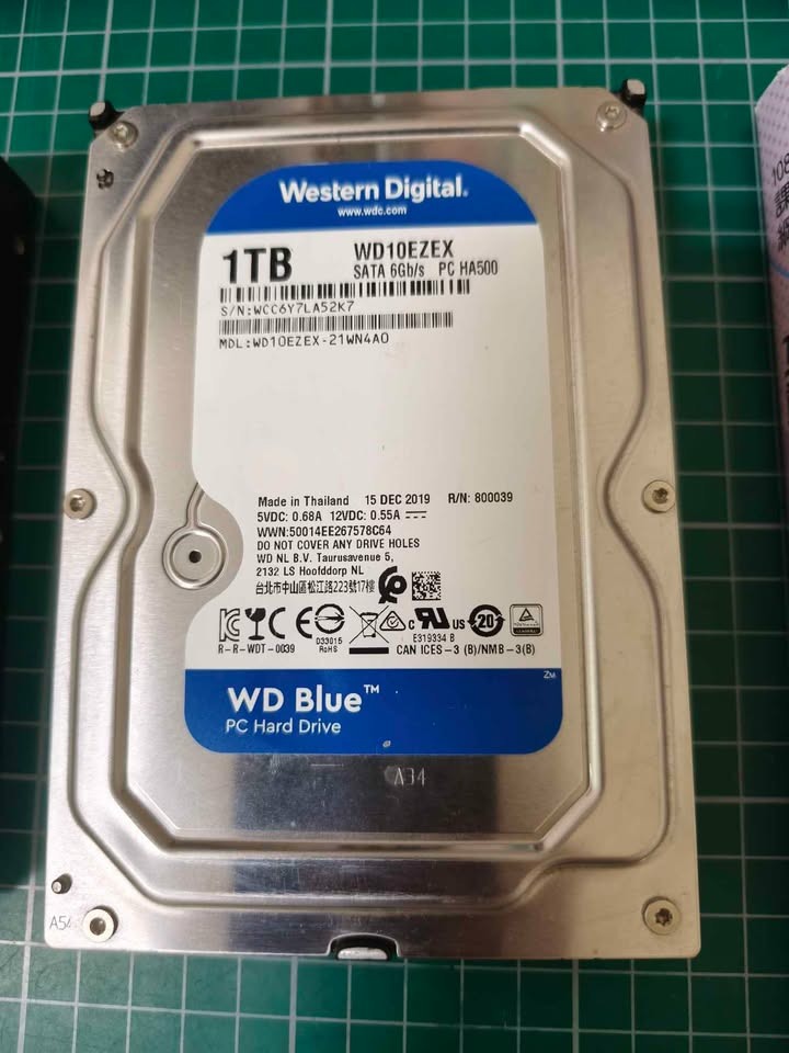 售 WD HDD 1T 單顆售600