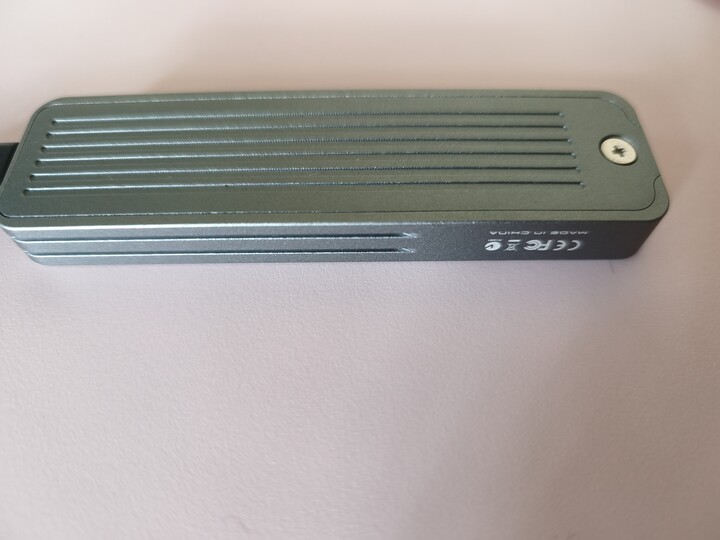 售 USB3.2 TYPE C m2 鋁合金外接盒 + 美光 固態硬碟 ssd 512g