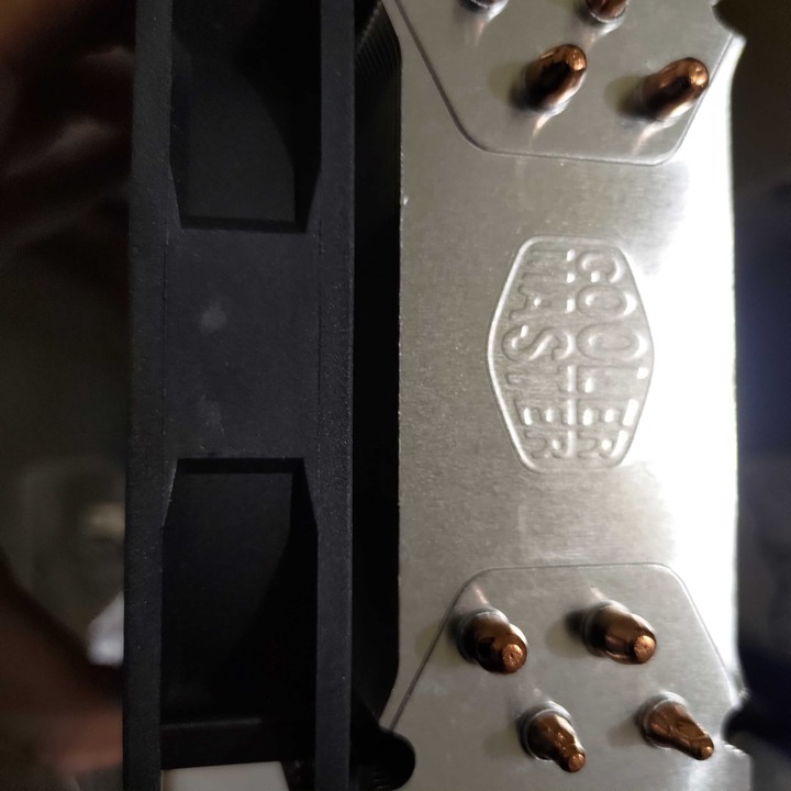 cooler master Hyper212 plus