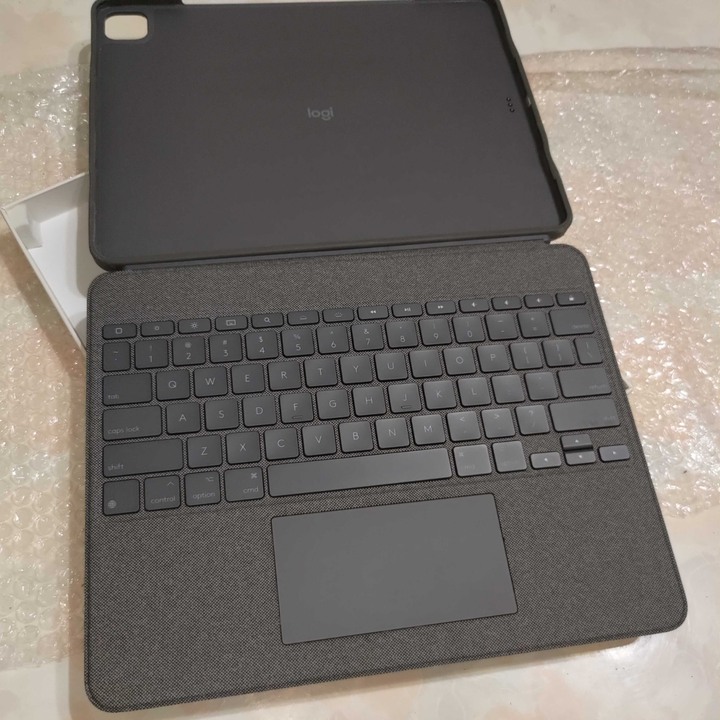羅技 ipod pro 12.9吋皮套鍵盤