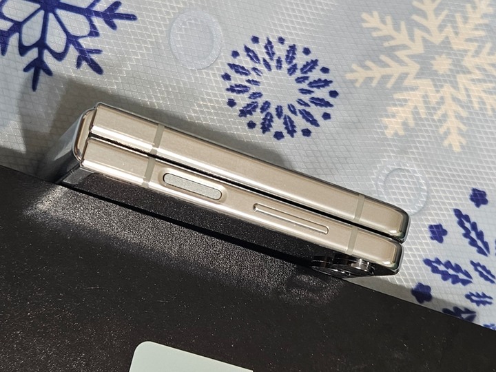 Z FLIP 5 (512G)