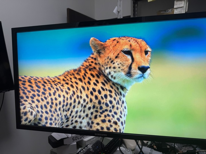 Samsung U28E590D 4K uhd 28吋電腦螢幕
