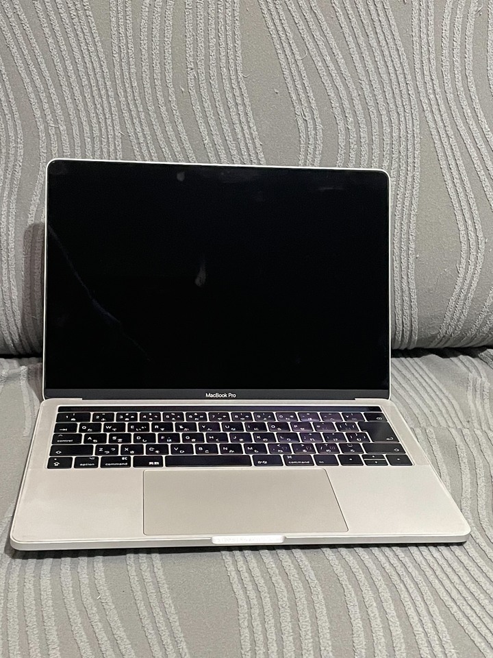 本日自取特價: A1706 Macbook pro 13吋 16G/256G提供1個月條件保固